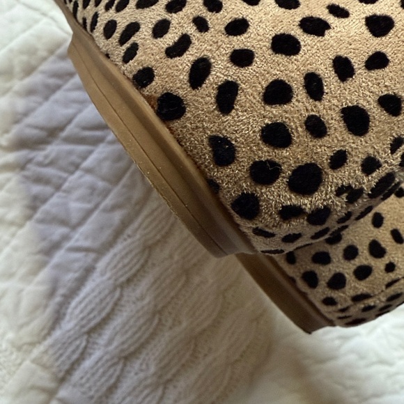 Isaac Mizrahi Animal Print Mary Janes Flats size 9.5 - Picture 9 of 11